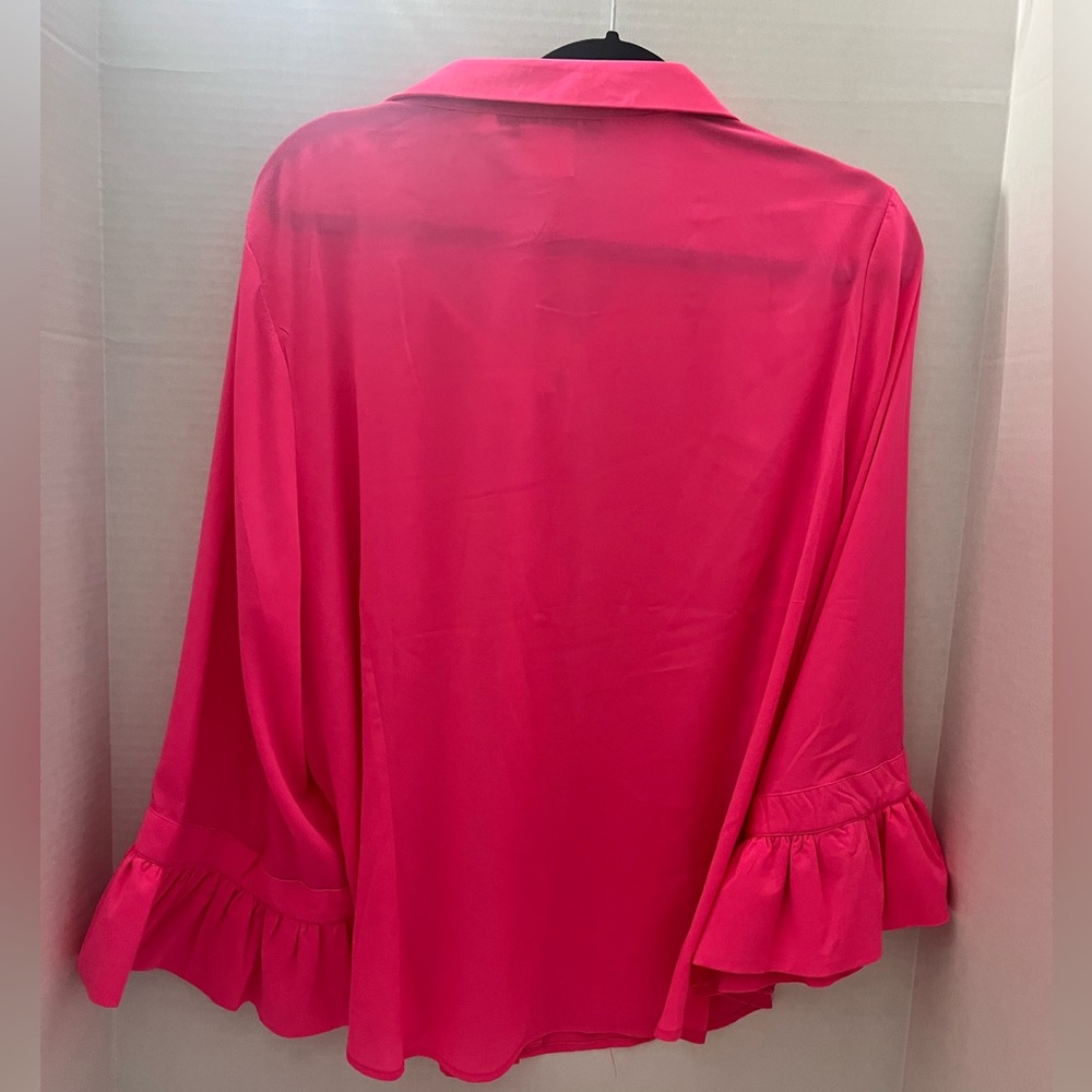 Gretchen Scott: Press Chiffon Blouse. Shocking Pink. Size: Diva (XXXL). - Picture 3 of 4